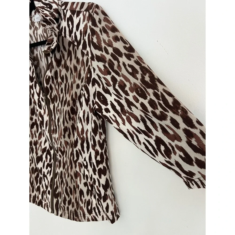 Chicos Weekends Leopard Print Zip Front Jacket Brown Cream 3/4 Sleeve Size 1 M